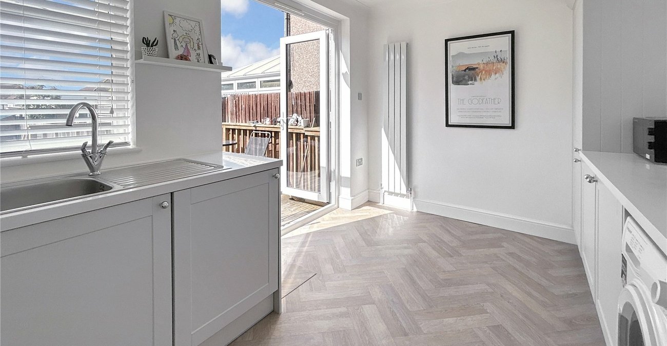 2 bedroom house for sale in Welling | Robinson Jackson