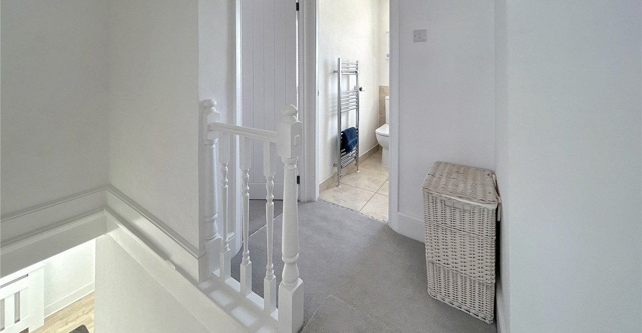 2 bedroom house for sale in Welling | Robinson Jackson