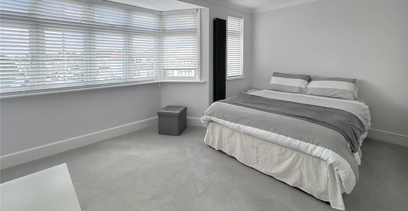 2 bedroom house for sale in Welling | Robinson Jackson