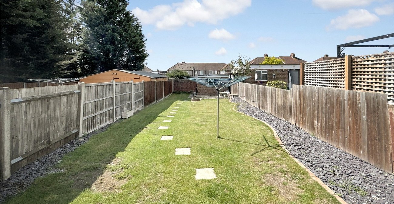 2 bedroom house for sale in Welling | Robinson Jackson