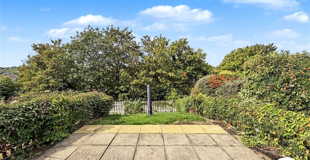 2 bedroom property for sale in Lordswood | Robinson Michael & Jackson