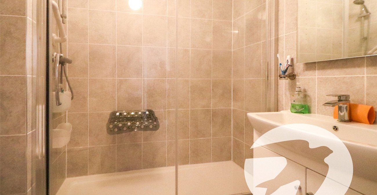 1 bedroom property for sale in Erith | Robinson Jackson