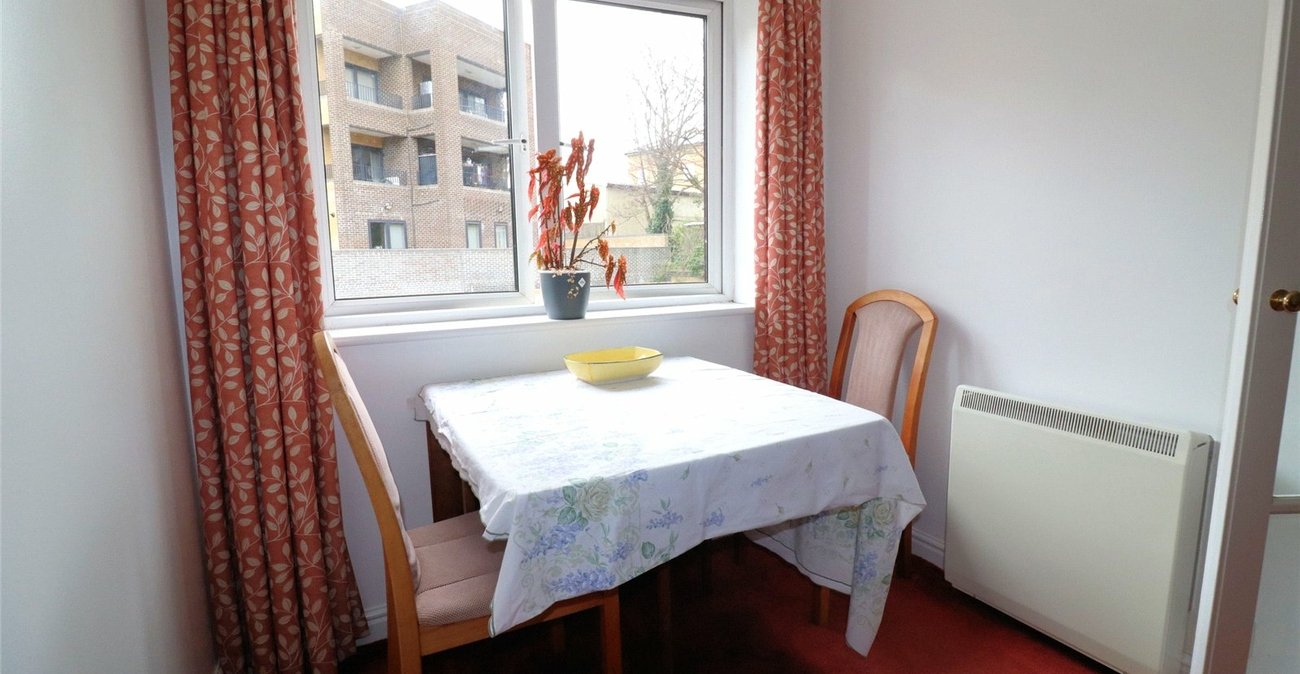 1 bedroom property for sale in Erith | Robinson Jackson
