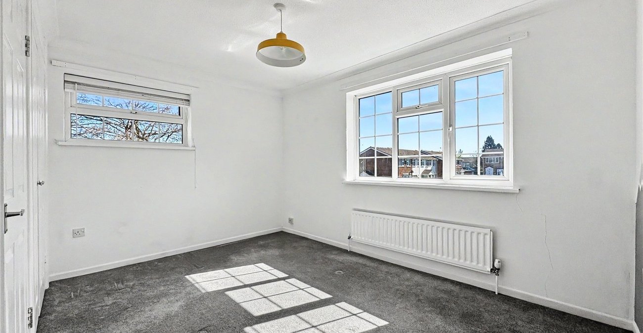 4 bedroom property for sale in Rainham | Robinson Michael & Jackson