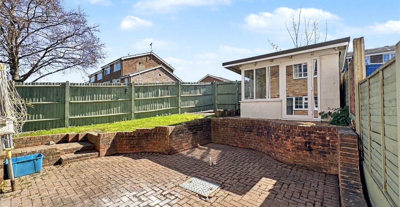 4 bedroom property for sale in Rainham | Robinson Michael & Jackson