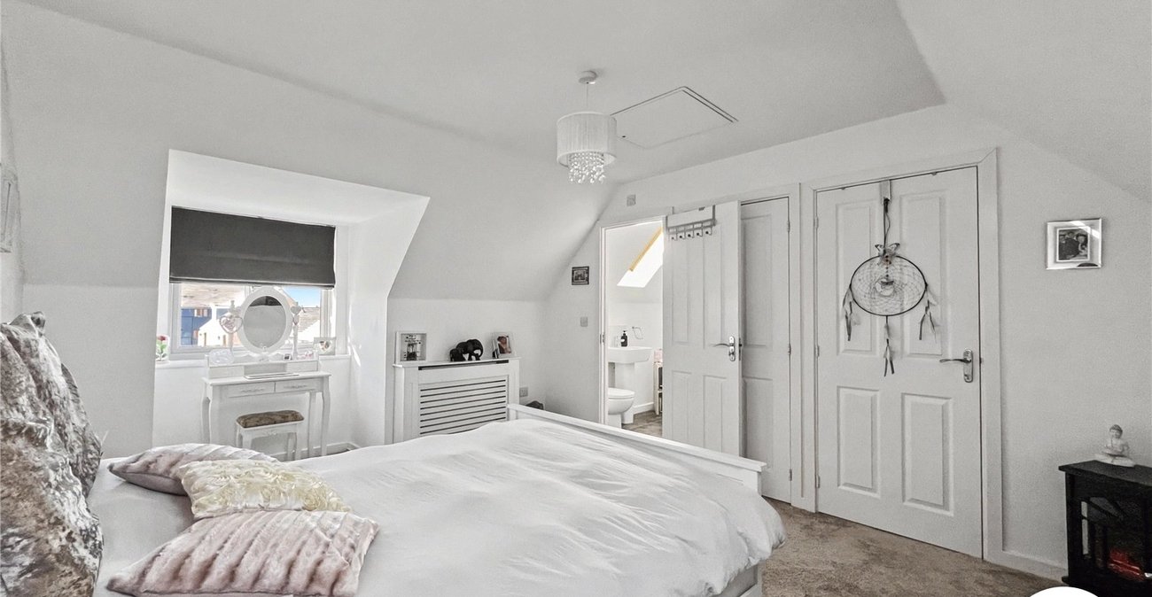 4 bedroom house for sale in Minster on Sea | Robinson Michael & Jackson