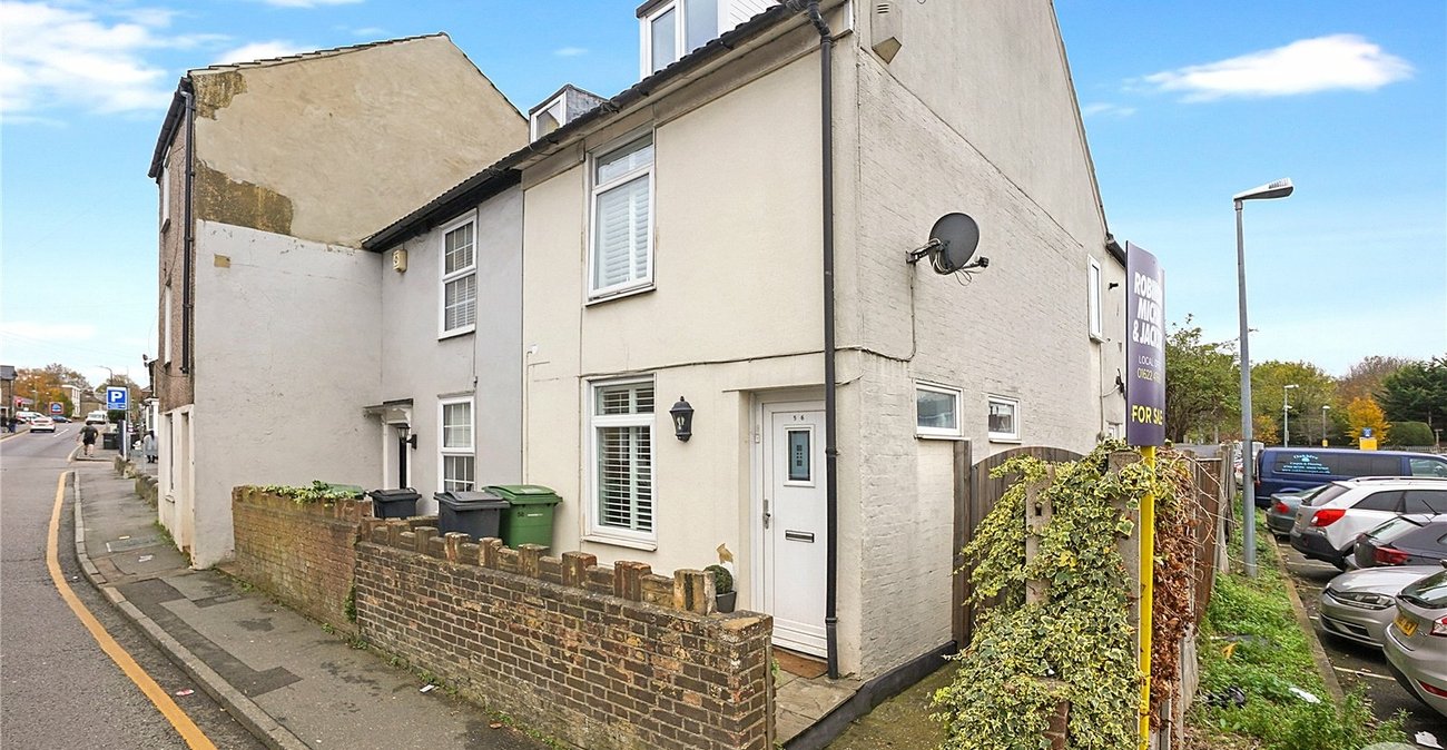 3 bedroom house for sale in Maidstone | Robinson Michael & Jackson