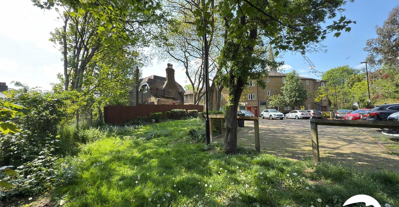 1 bedroom property for sale in London | Robinson Jackson