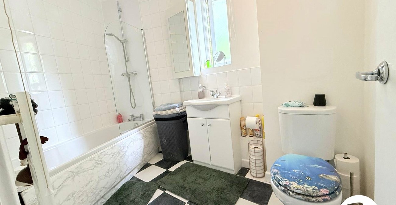 1 bedroom property for sale in London | Robinson Jackson
