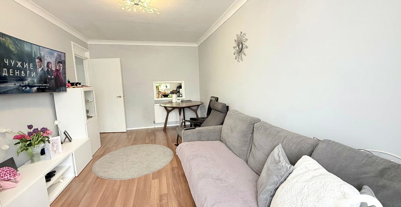 1 bedroom property for sale in London | Robinson Jackson