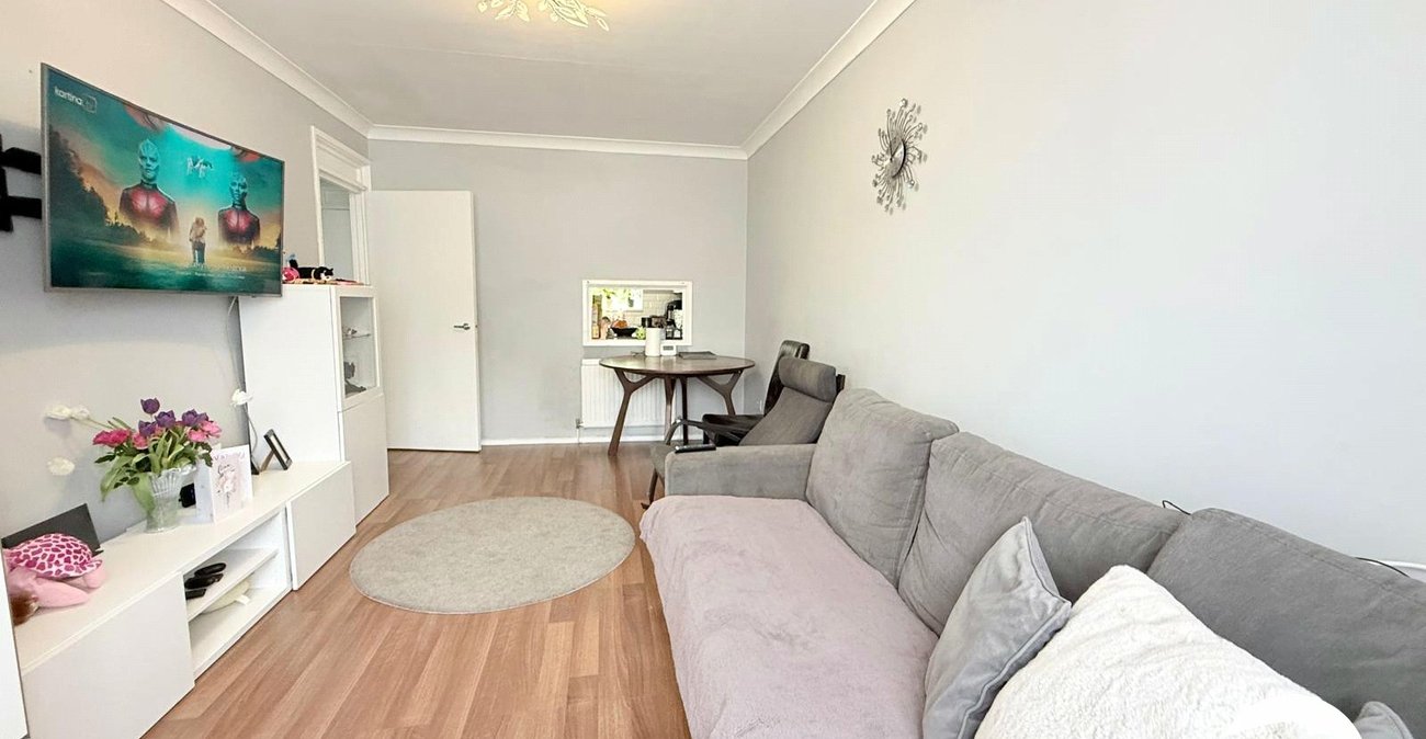 1 bedroom property for sale in London | Robinson Jackson