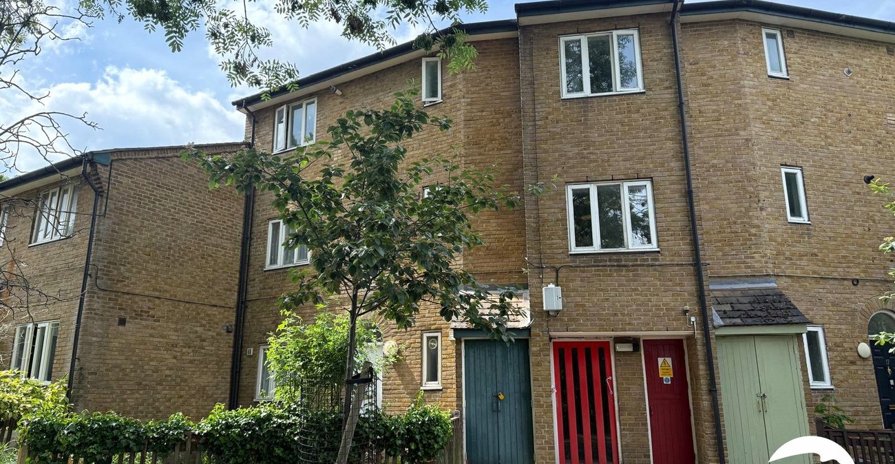 1 bedroom property for sale in London | Robinson Jackson