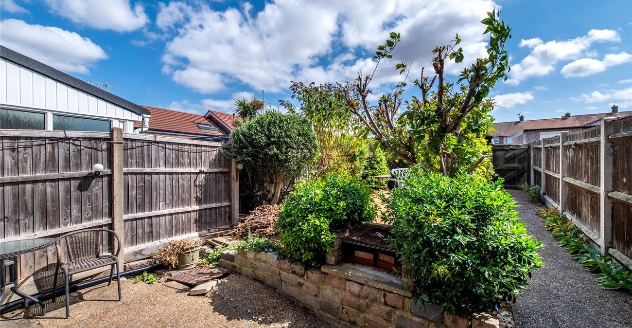 3 bedroom house for sale in Gravesend | Robinson Michael & Jackson