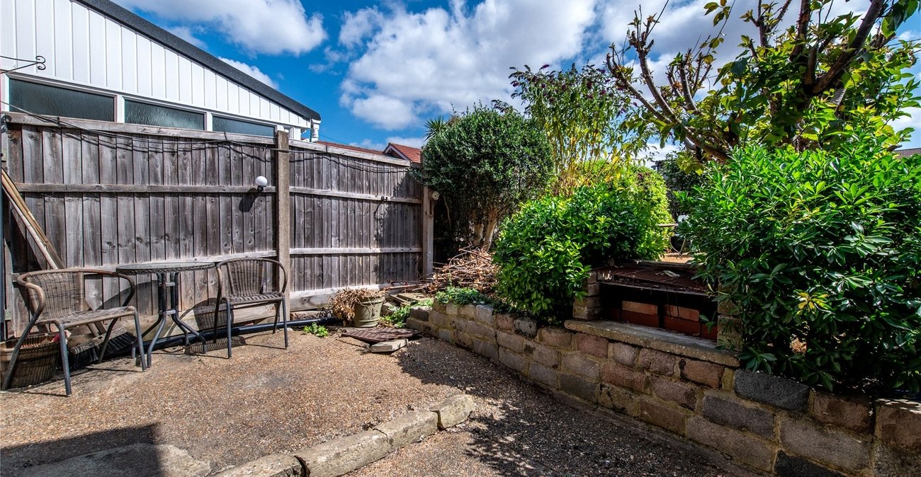 3 bedroom house for sale in Gravesend | Robinson Michael & Jackson