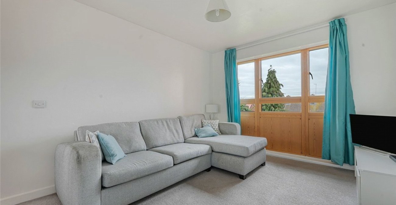 2 bedroom property for sale in St Pauls Cray | Robinson Jackson
