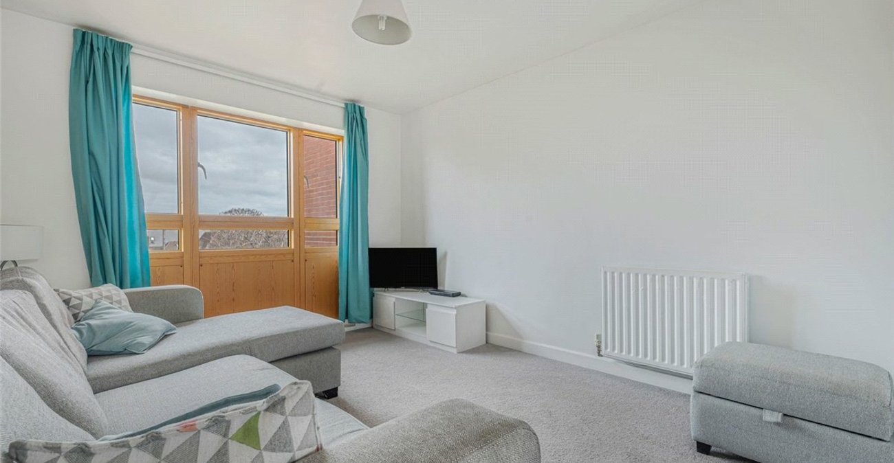 2 bedroom property for sale in St Pauls Cray | Robinson Jackson