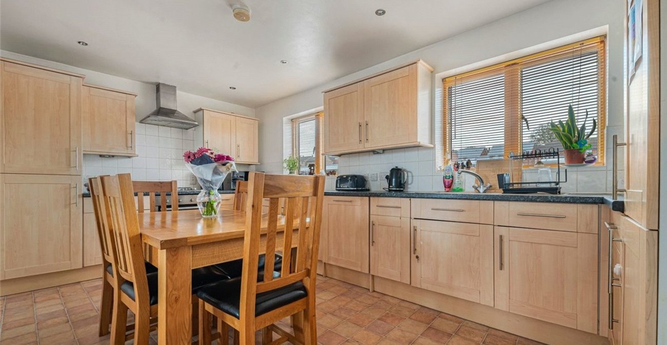 2 bedroom property for sale in St Pauls Cray | Robinson Jackson