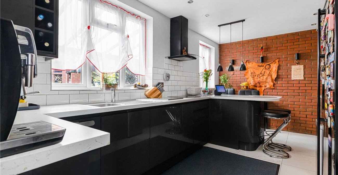 3 bedroom house for sale in St Pauls Cray | Robinson Jackson