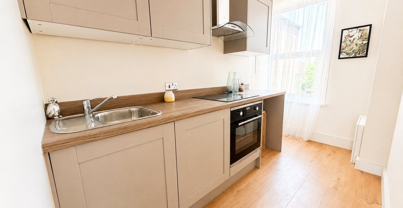 1 bedroom property for sale in London | Robinson Jackson