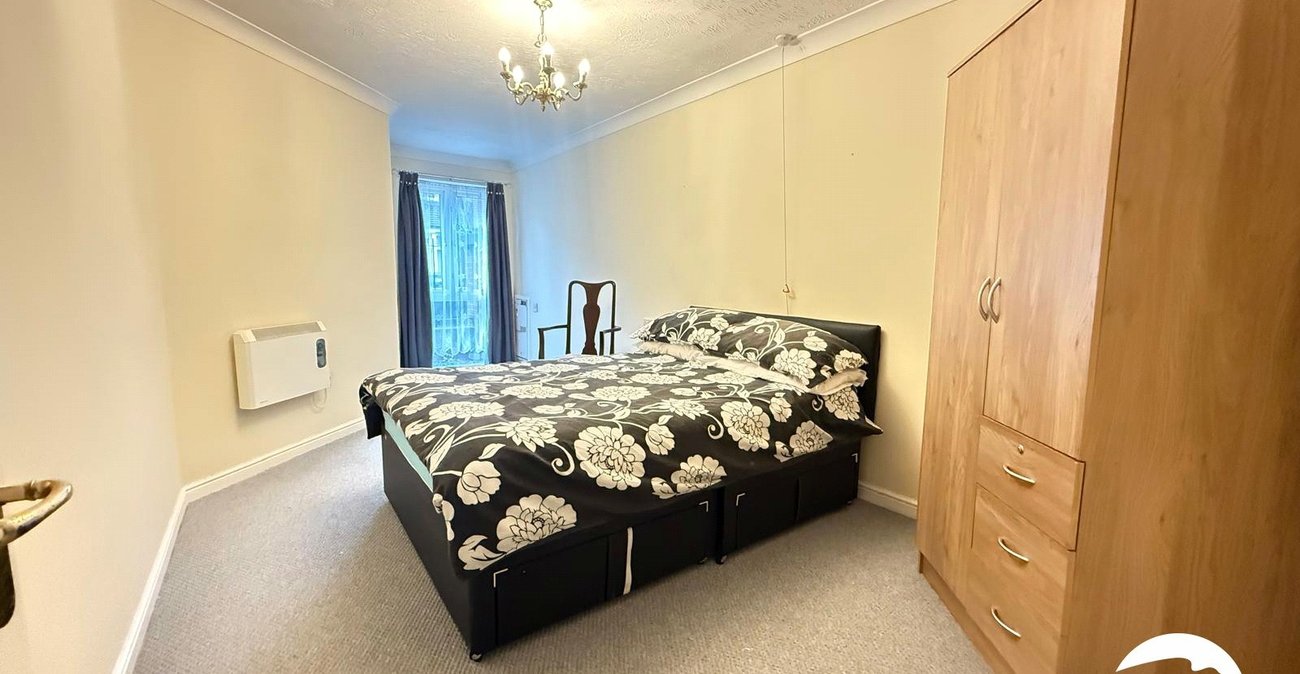 2 bedroom property for sale in Ladywell | Robinson Jackson