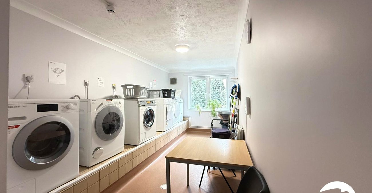 2 bedroom property for sale in Ladywell | Robinson Jackson