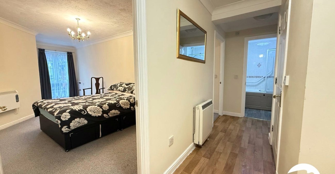 2 bedroom property for sale in Ladywell | Robinson Jackson