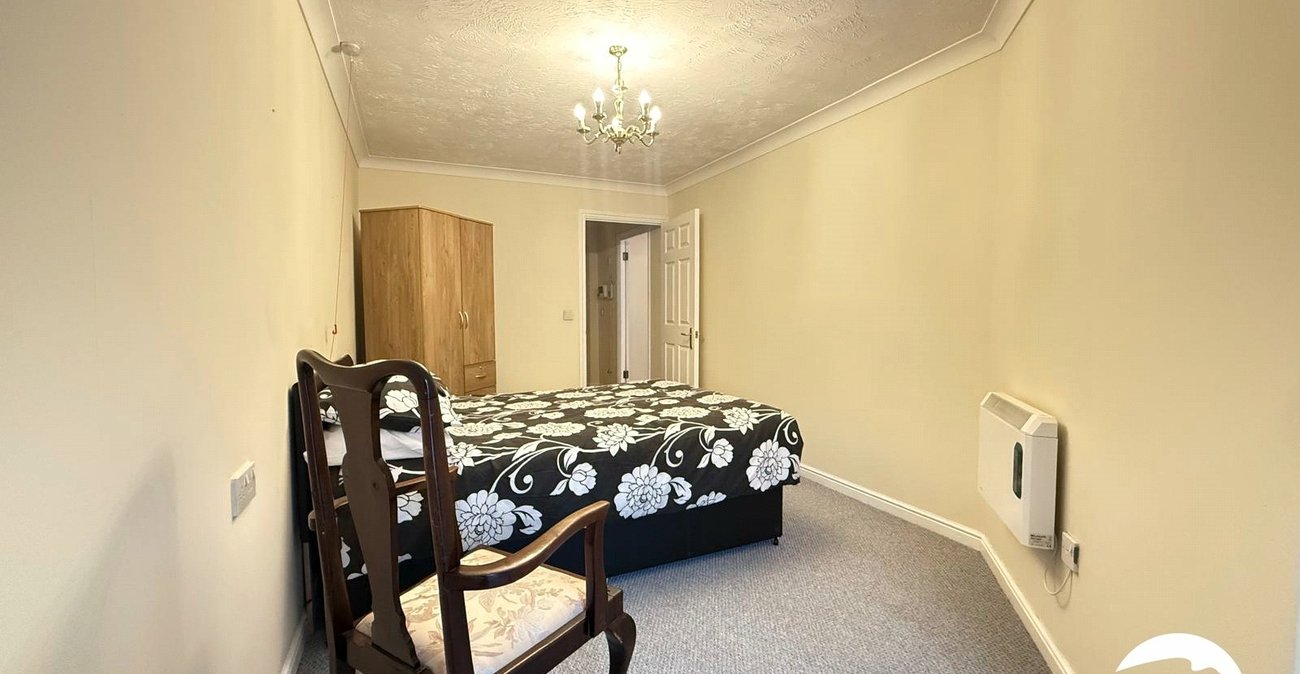 2 bedroom property for sale in Ladywell | Robinson Jackson
