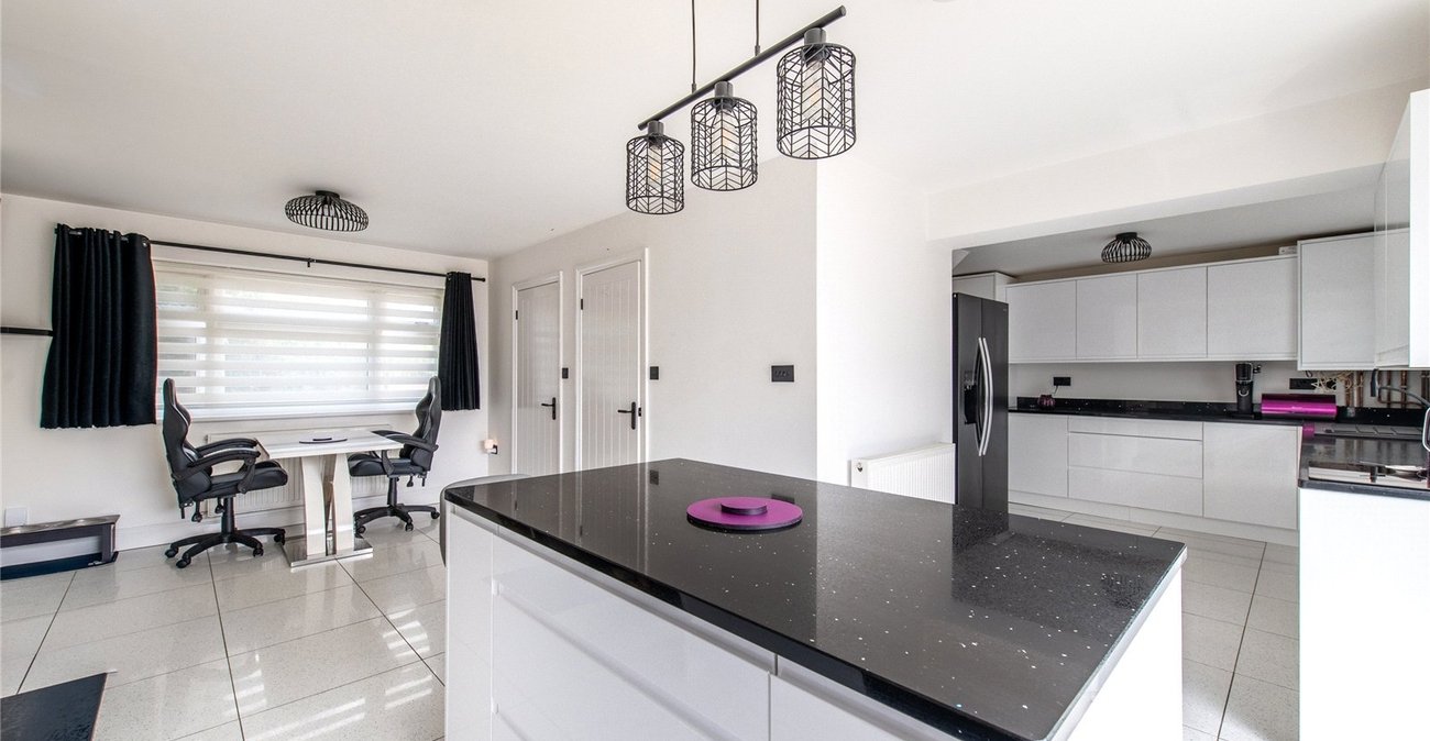 4 bedroom house for sale in Walderslade | Robinson Michael & Jackson