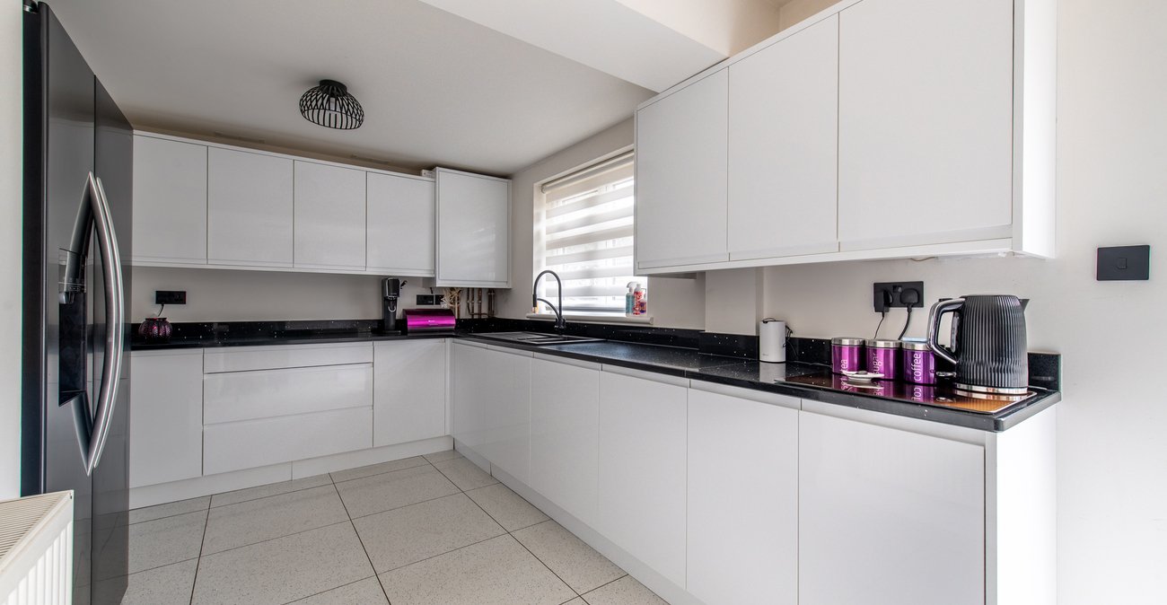 4 bedroom house for sale in Walderslade | Robinson Michael & Jackson