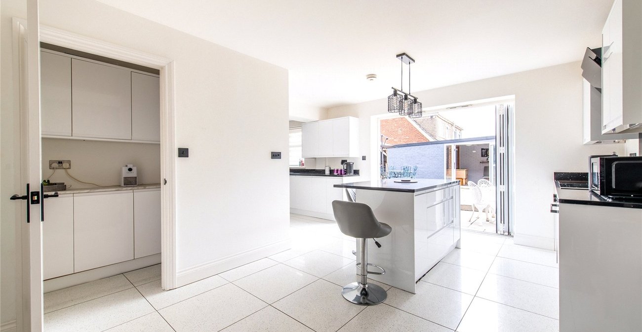 4 bedroom house for sale in Walderslade | Robinson Michael & Jackson