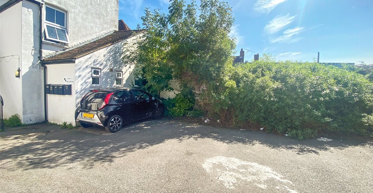 1 bedroom property for sale in Milton Regis | Robinson Michael & Jackson