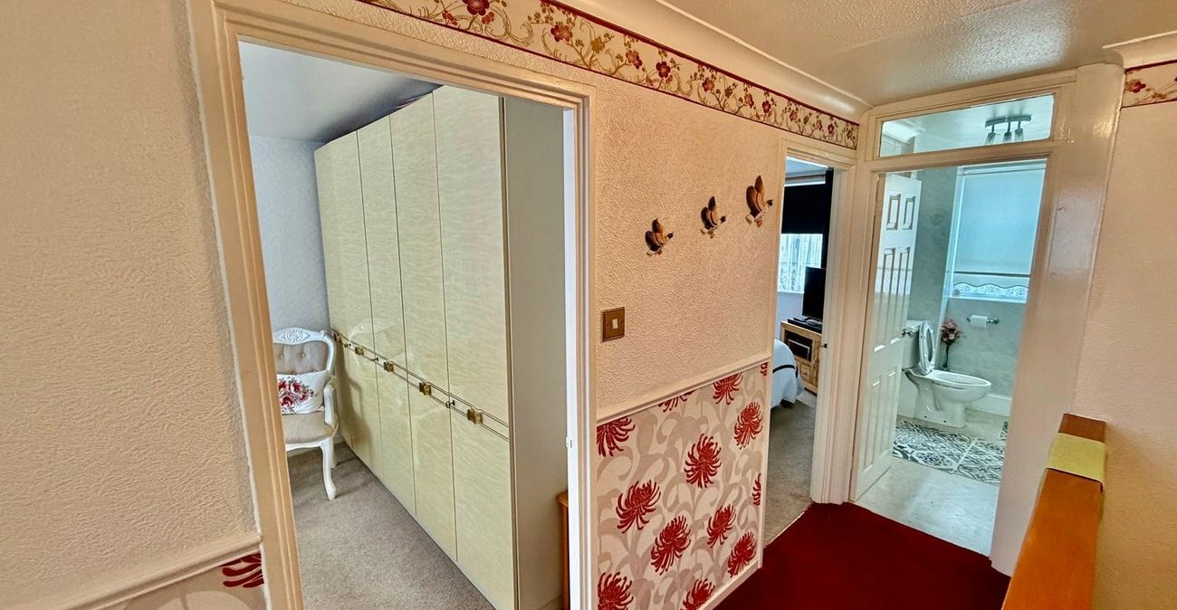 3 bedroom house for sale in Plumstead | Robinson Jackson