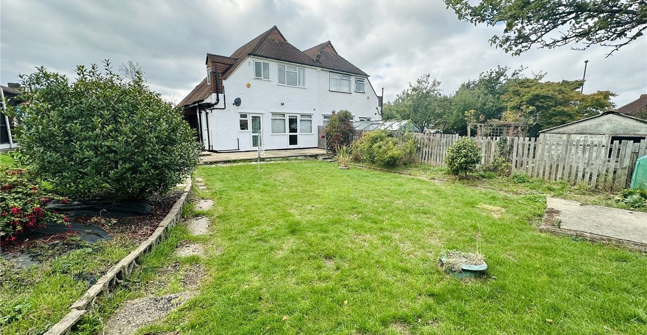3 bedroom house for sale in Bromley | Robinson Jackson