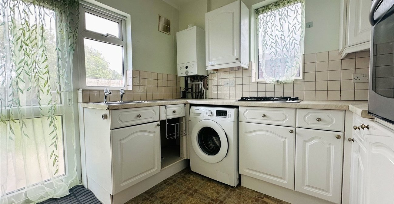 3 bedroom house for sale in Bromley | Robinson Jackson