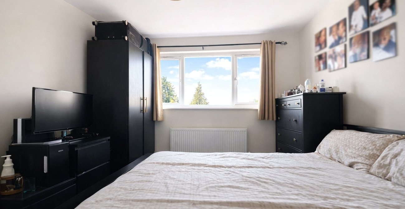 3 bedroom house for sale in Bromley | Robinson Jackson