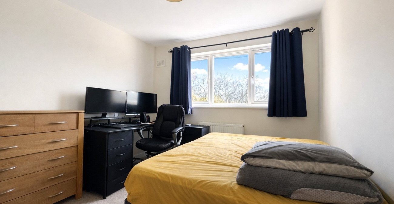 3 bedroom house for sale in Bromley | Robinson Jackson