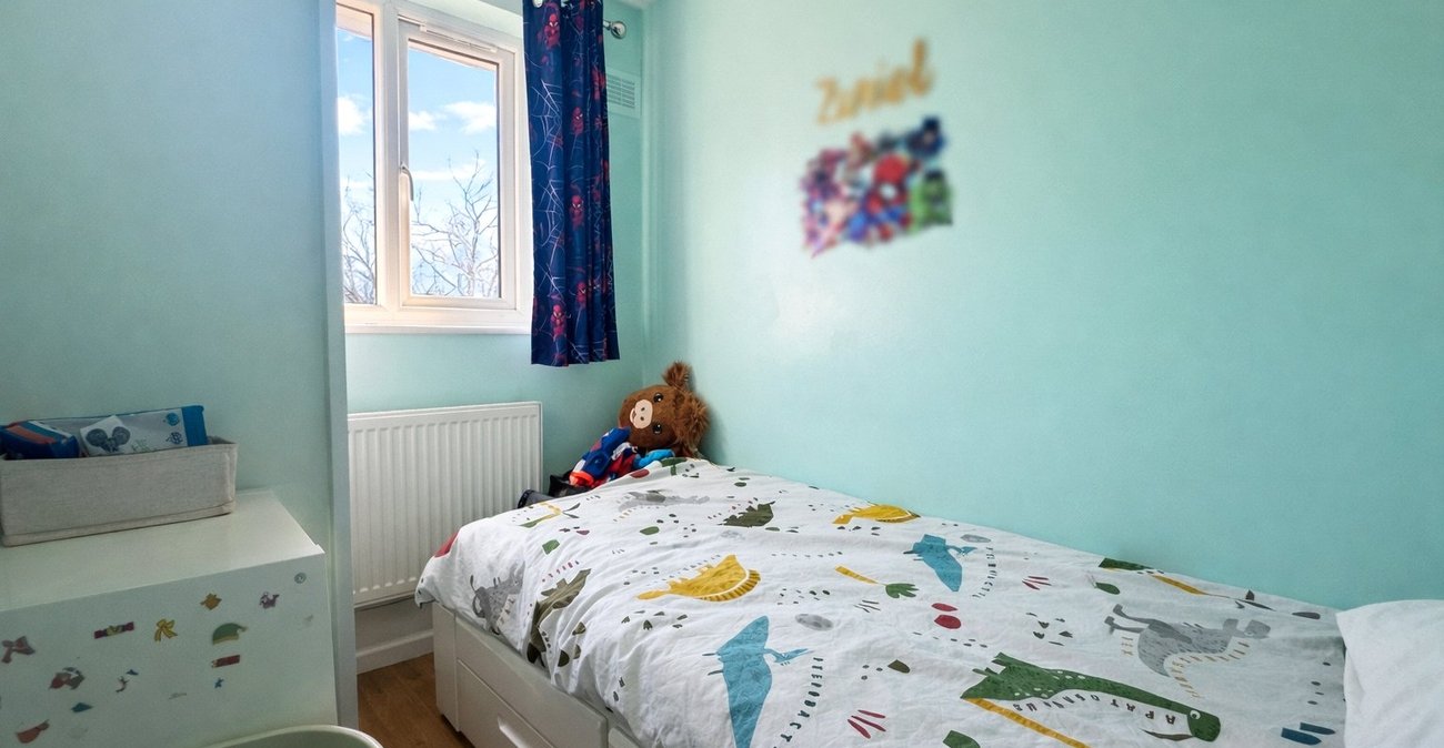 3 bedroom house for sale in Bromley | Robinson Jackson