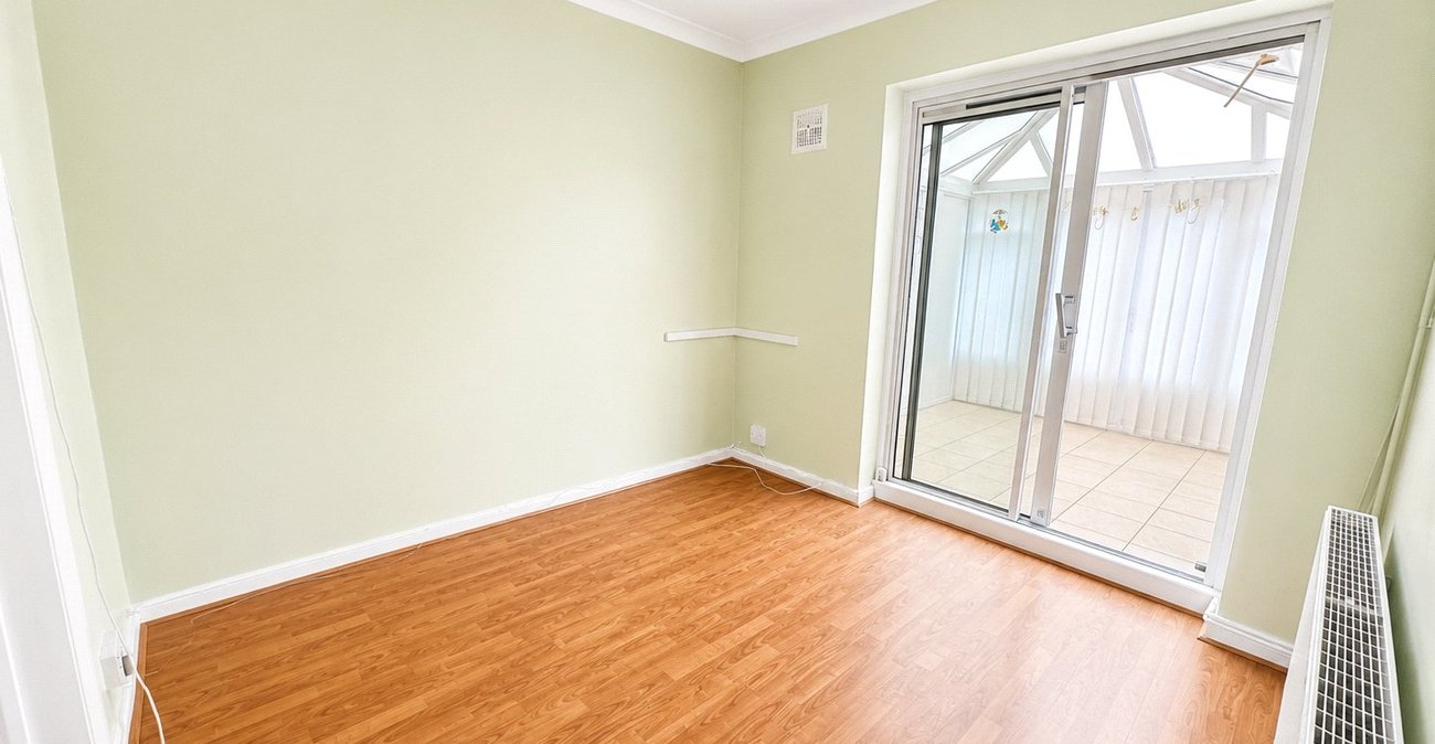 3 bedroom house for sale in Bromley | Robinson Jackson