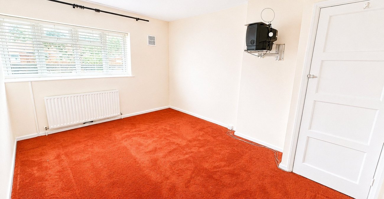 3 bedroom house for sale in Bromley | Robinson Jackson