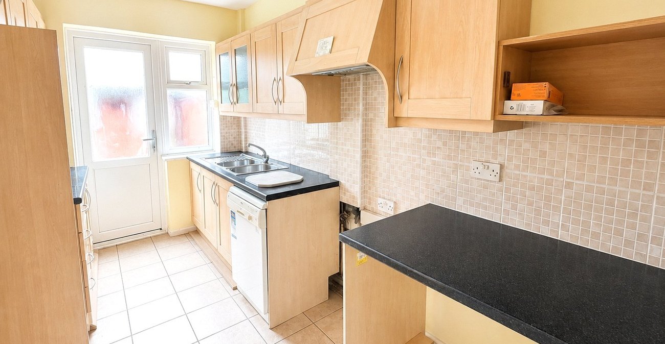 3 bedroom house for sale in Bromley | Robinson Jackson