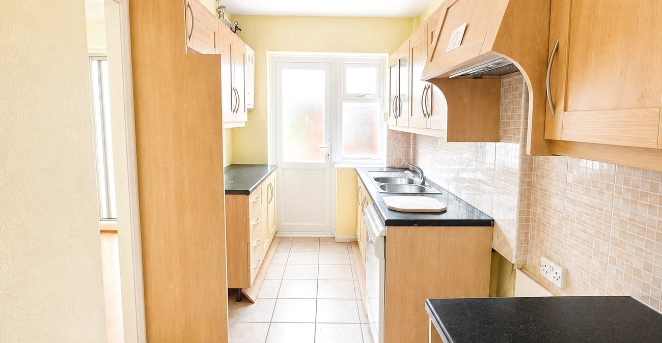 3 bedroom house for sale in Bromley | Robinson Jackson