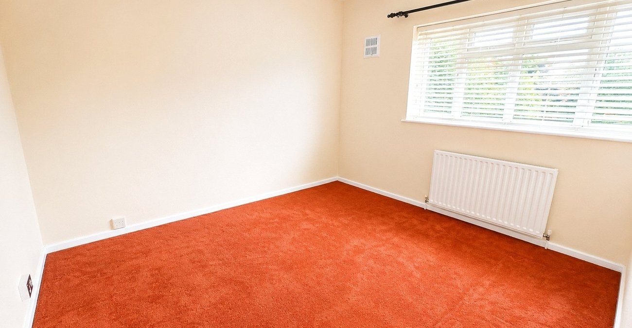 3 bedroom house for sale in Bromley | Robinson Jackson