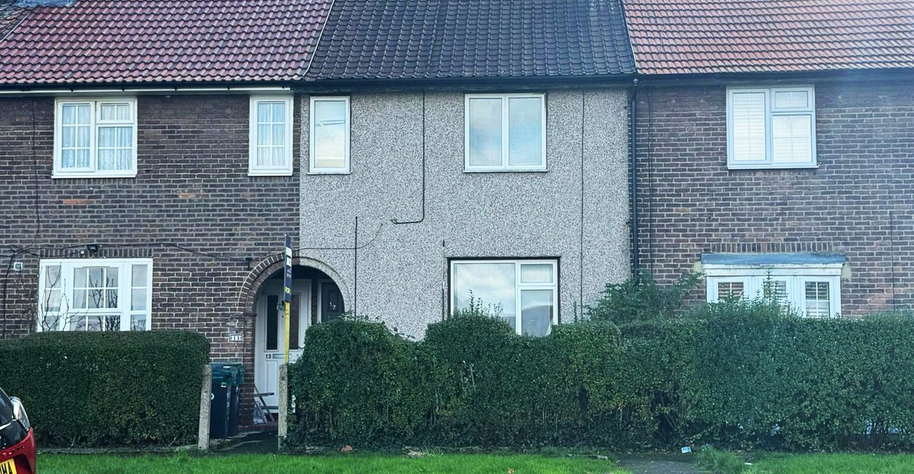 2 bedroom house for sale in Bromley | Robinson Jackson