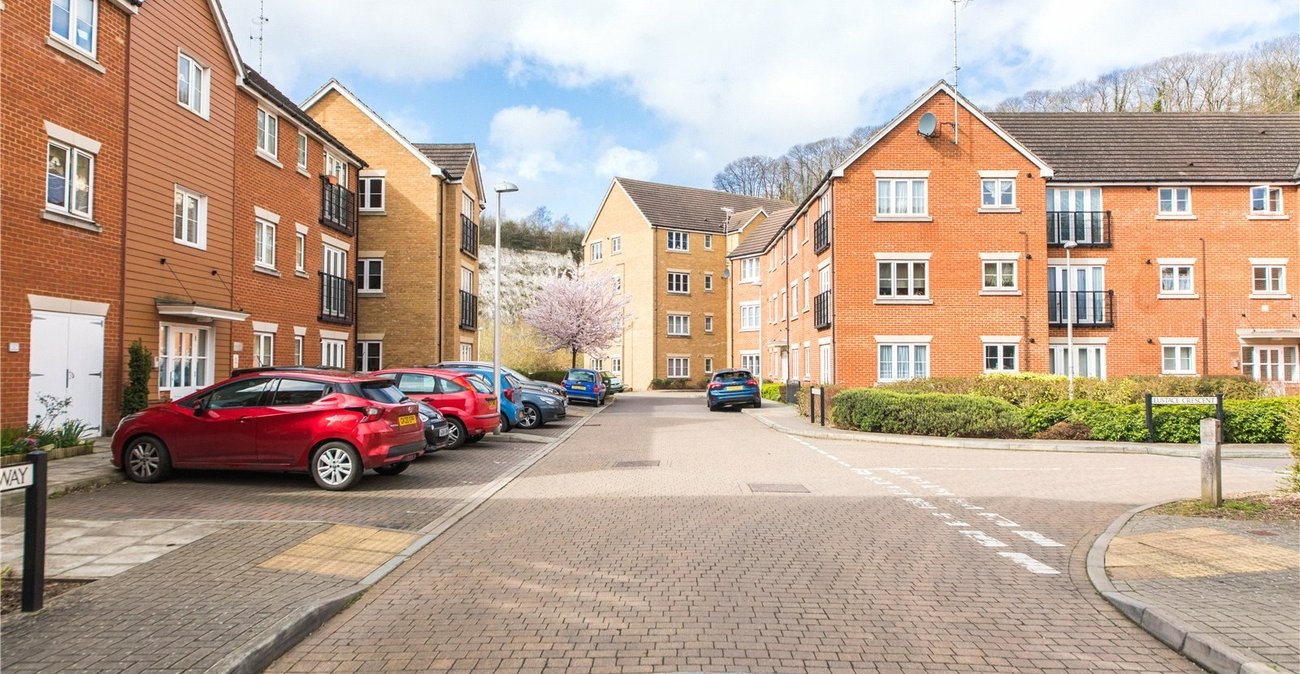 1 bedroom property for sale in Strood | Robinson Michael & Jackson