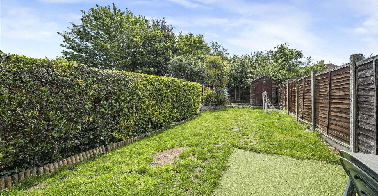 3 bedroom house for sale in Crayford | Robinson Jackson