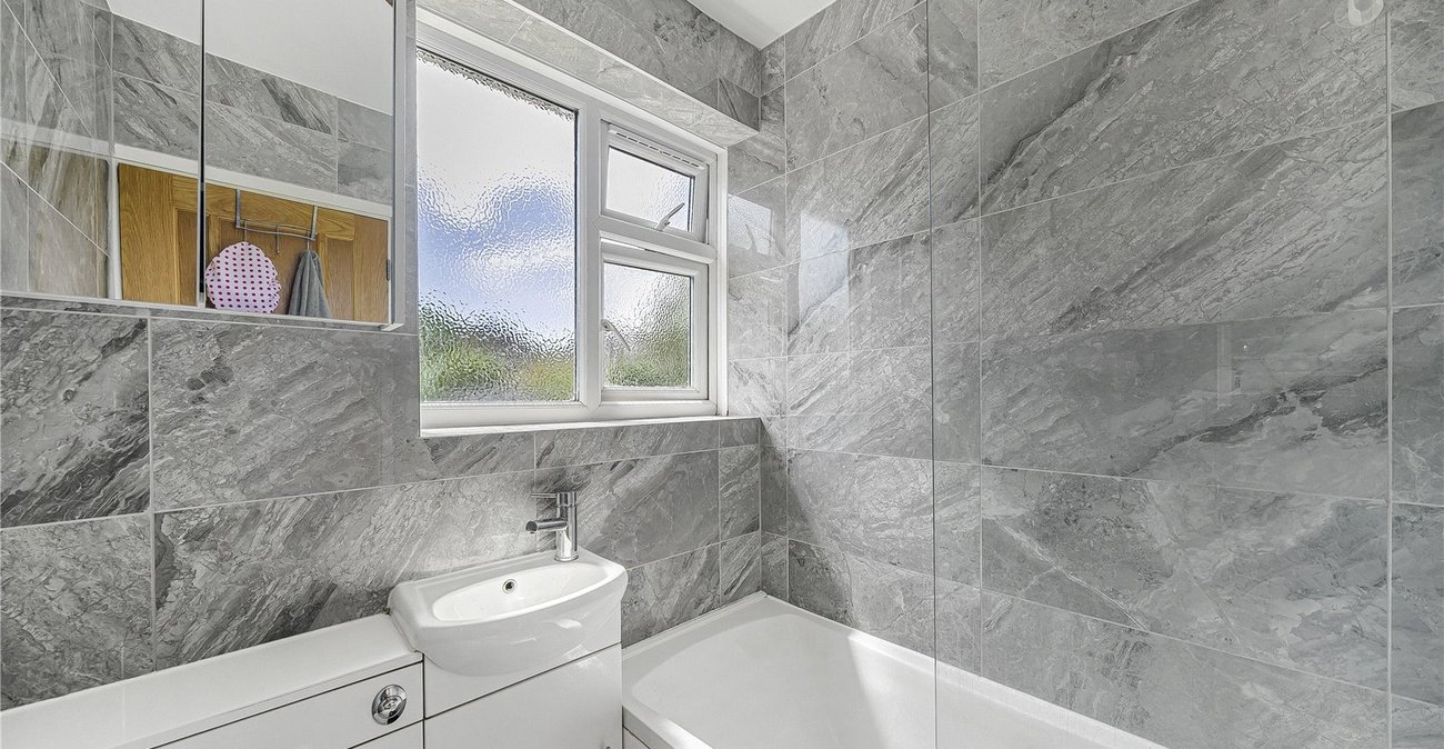 3 bedroom house for sale in Crayford | Robinson Jackson