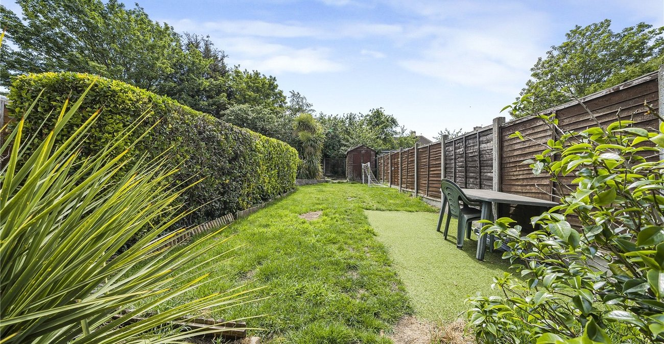 3 bedroom house for sale in Crayford | Robinson Jackson