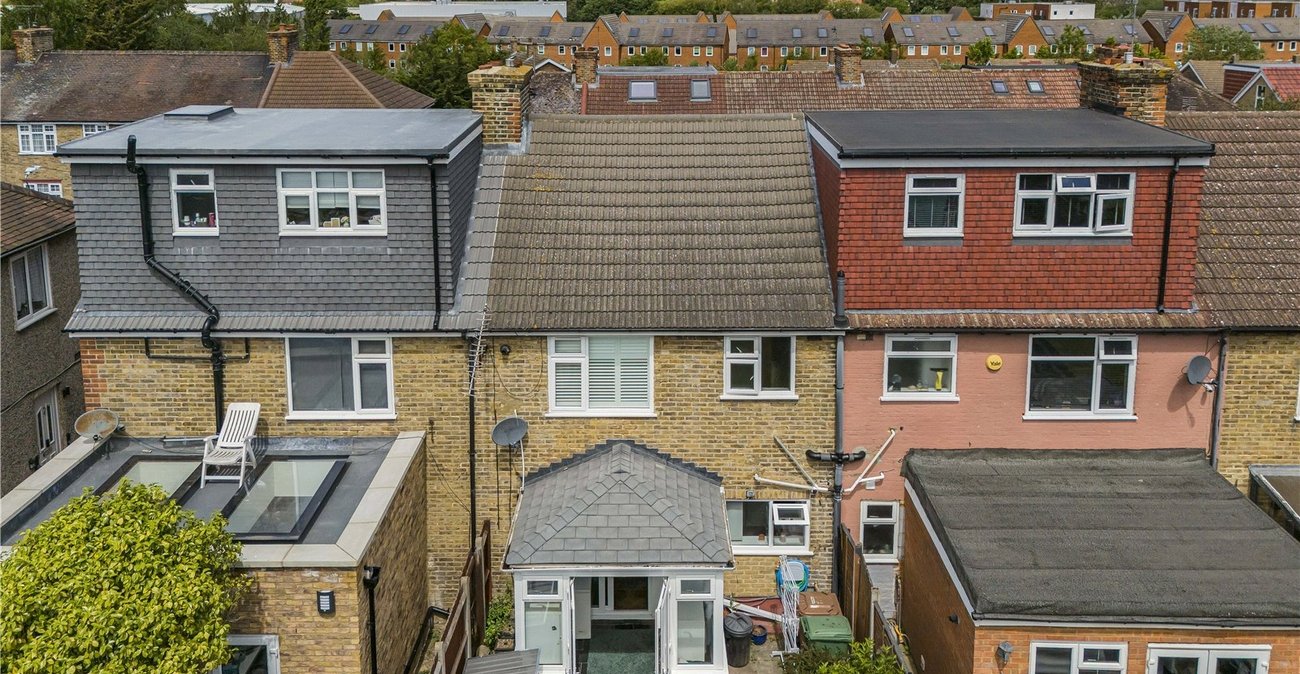 3 bedroom house for sale in Crayford | Robinson Jackson