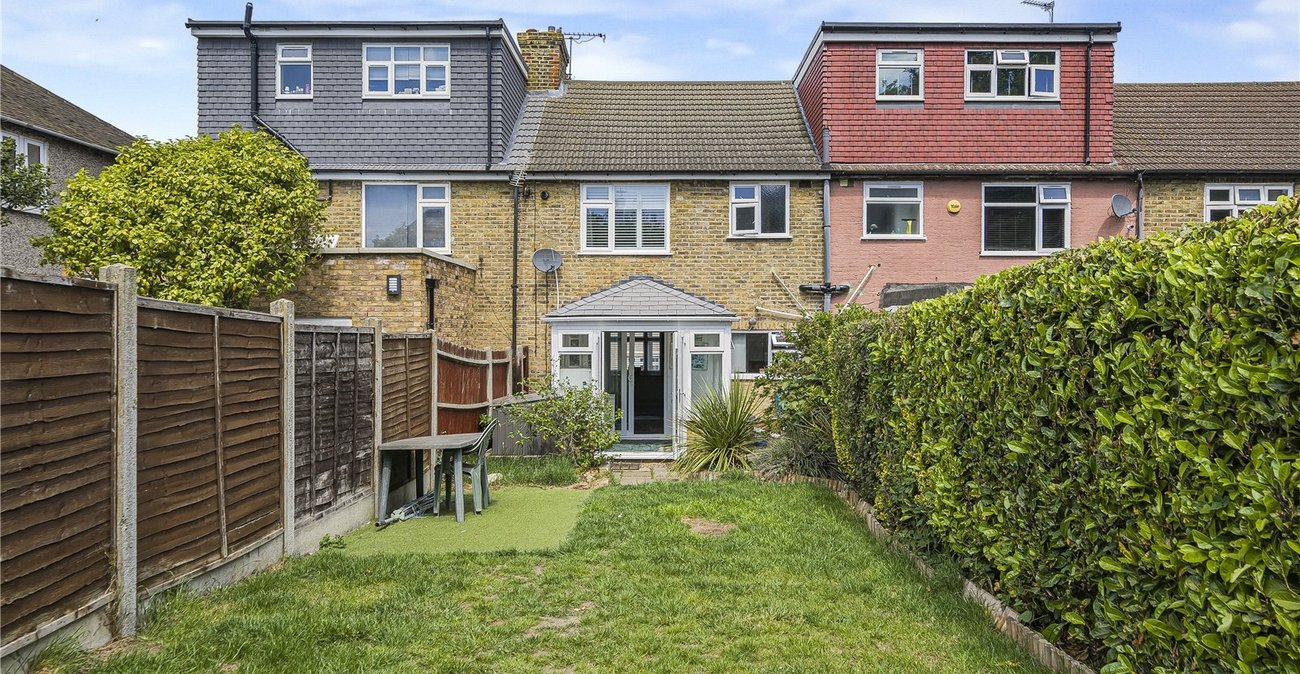 3 bedroom house for sale in Crayford | Robinson Jackson