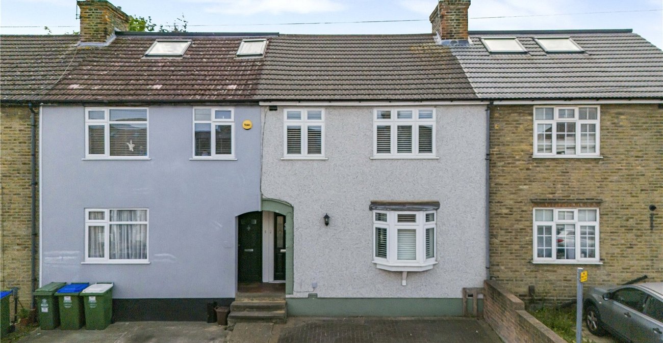 3 bedroom house for sale in Crayford | Robinson Jackson